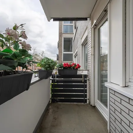 Schoene In Nahe Duesseldorf *